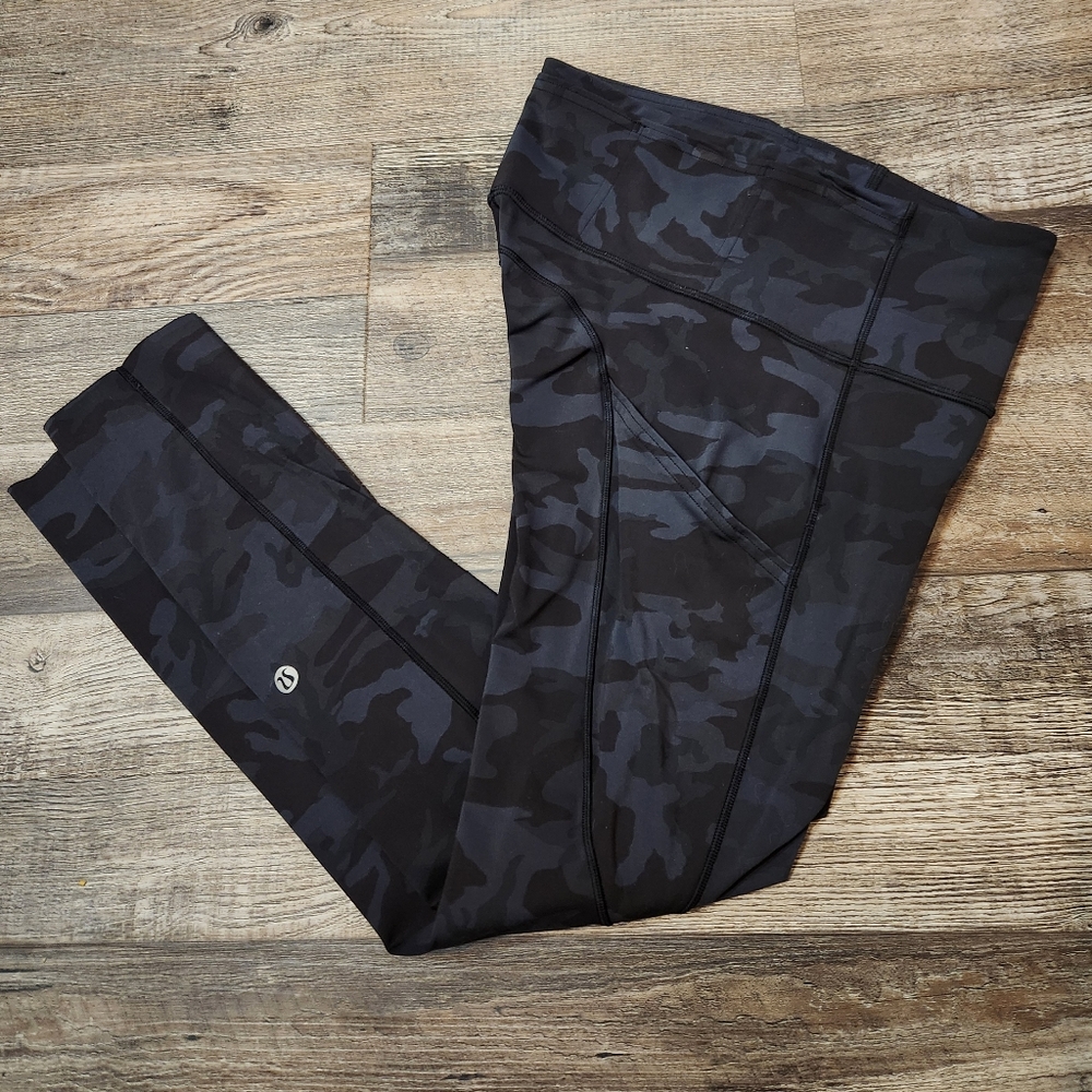 Lululemon Fast & Free Leggings 23" Camo Nulux - Picture 4 of 4